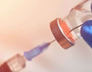 Los sanitarios se unen contra los Bulos en Vacunas